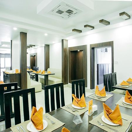 โอโย 11474 คงคอร์ รีเจนซี บูทิก โฮเต็ล Bed & Breakfast กาฐมาณฑุ ภายนอก รูปภาพ