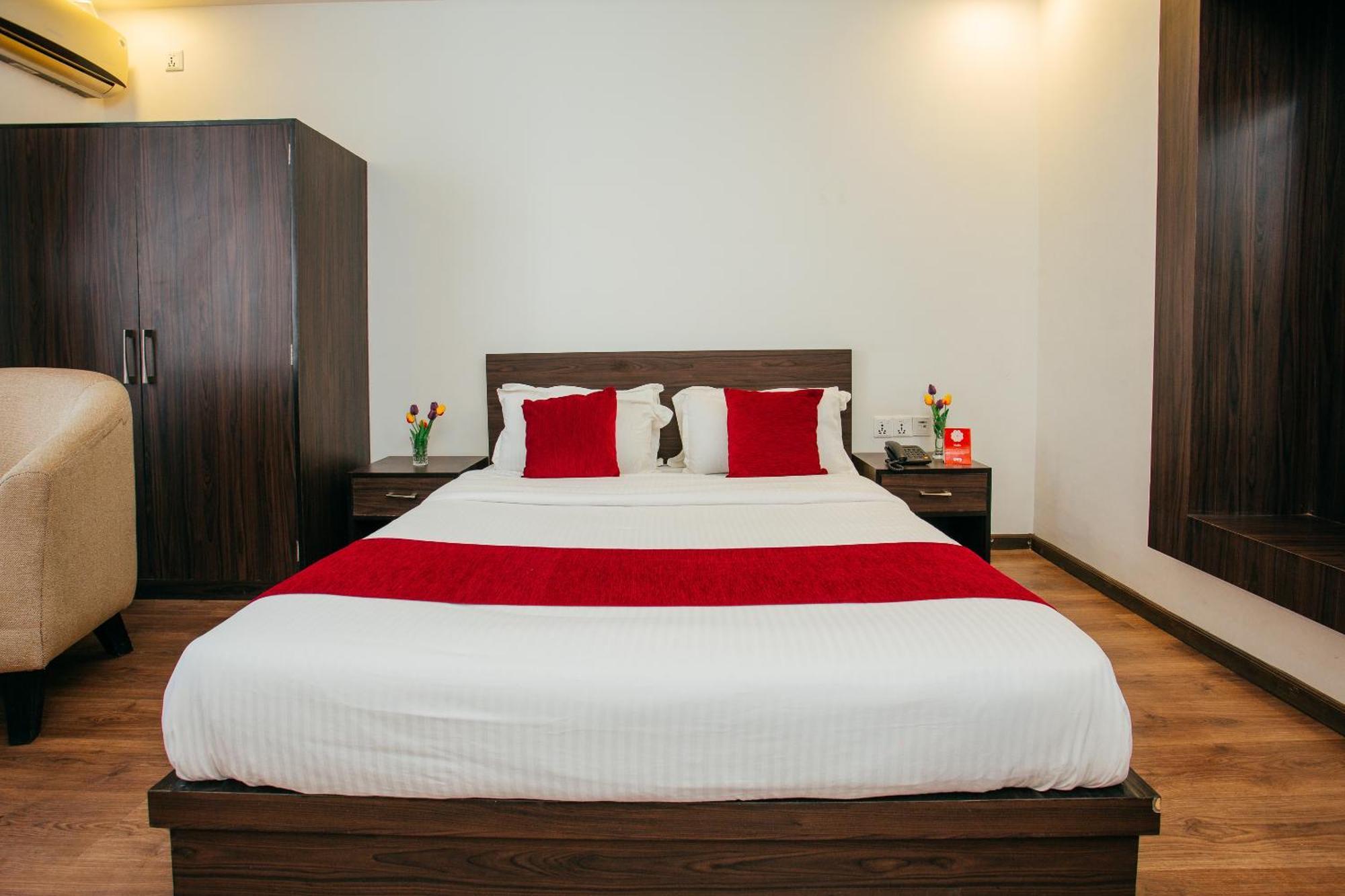 โอโย 11474 คงคอร์ รีเจนซี บูทิก โฮเต็ล Bed & Breakfast กาฐมาณฑุ ภายนอก รูปภาพ
