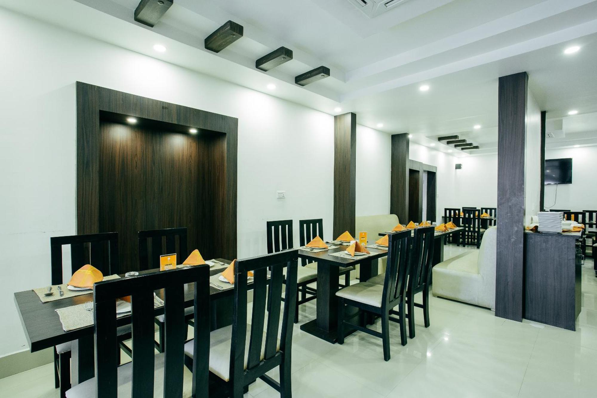 โอโย 11474 คงคอร์ รีเจนซี บูทิก โฮเต็ล Bed & Breakfast กาฐมาณฑุ ภายนอก รูปภาพ